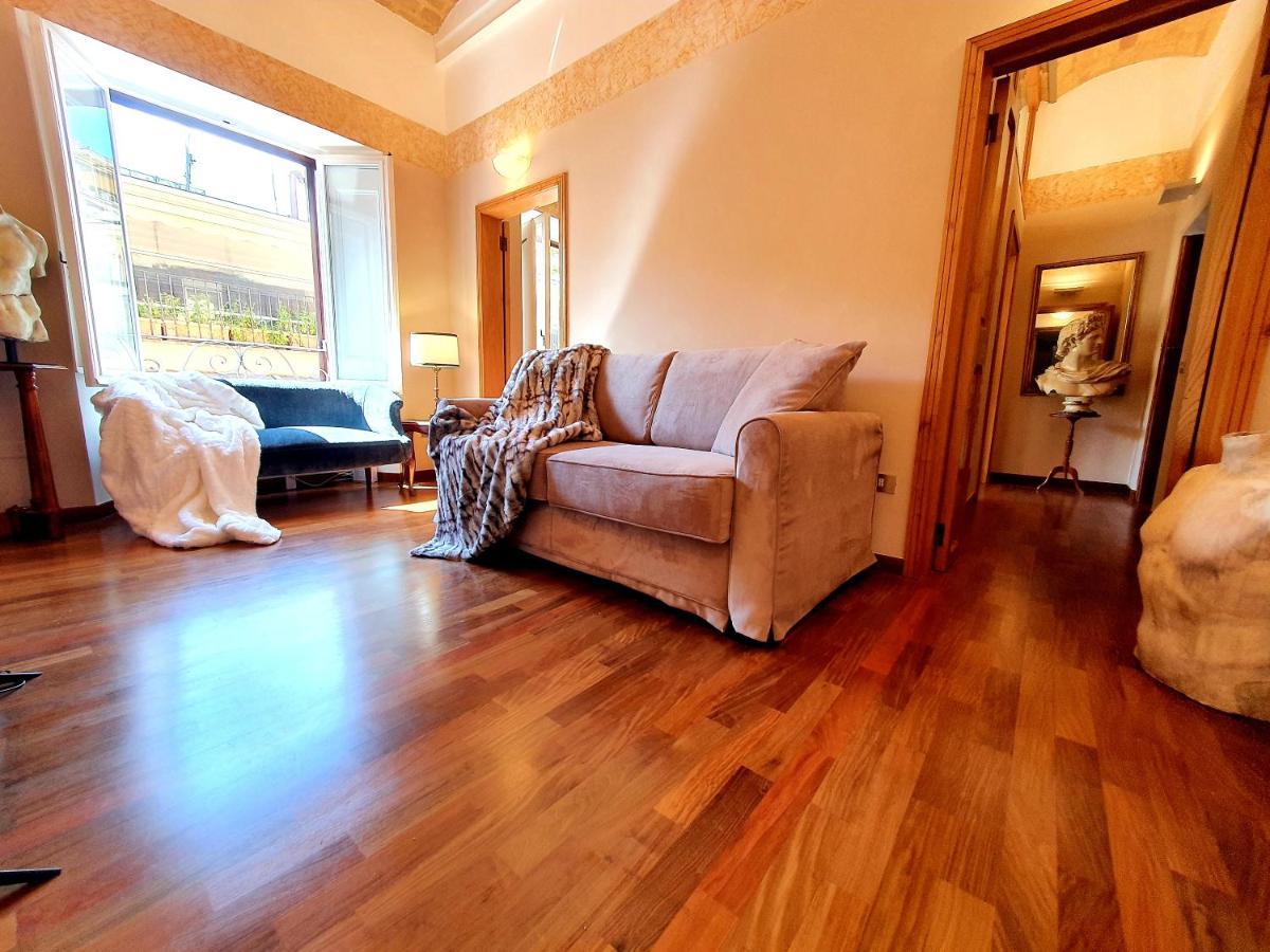 רומא 1878S By Aat- Luxury Historic House Piazza Di Spagna מראה חיצוני תמונה